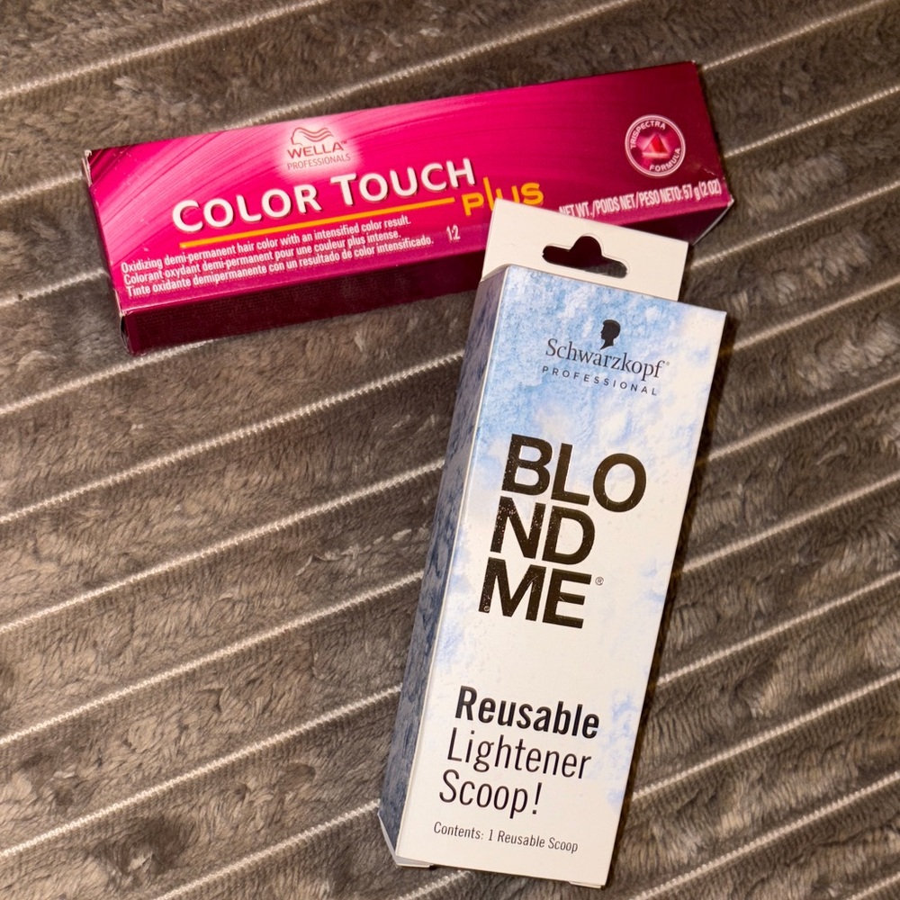 Wella Color Touch Plus - Intense Light Blonde 88/07+ Schwarzkopf Scoop